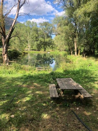 Romantic Yurt in Nature Reserve with Jacuzzi