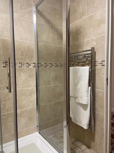 Double room, deluxe, shower