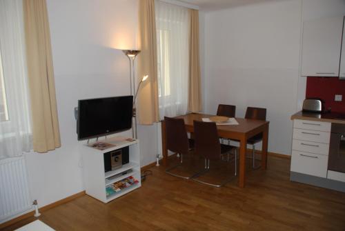 Towns Apartments