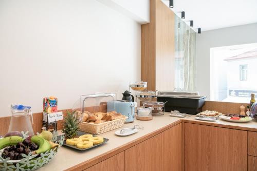 M City Hotel - image 5