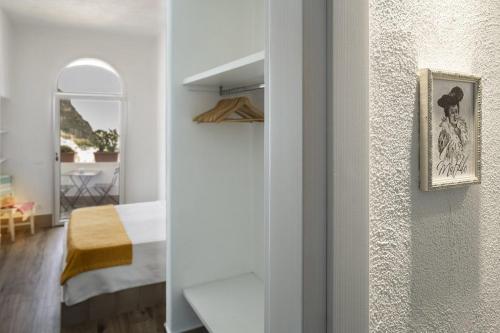 Double Room with Balcony and Sea View room in Casa al Sole Boutique Hotel