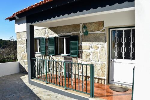 CASA DA BARREIRA 121202/AL (Alojamento Local) in คาราปิโต