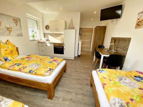 Seehaus Mamming - Hotel - Schlaffässer - Biergarten - Camping Room Type - Superior Studio