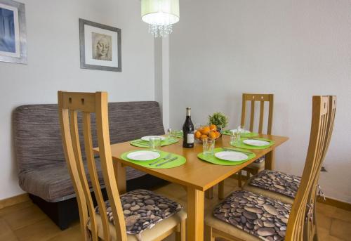 Apartment with Sea View image 4