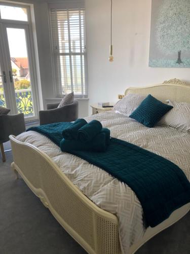 1 queen bed