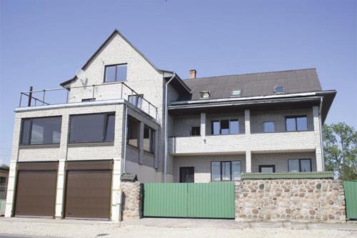 ทางเข้า, Arsenal in โดกาฟพิลส์