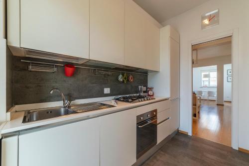 Vaticano & San Pietro Balcony Apartment, Rome (photo 4)