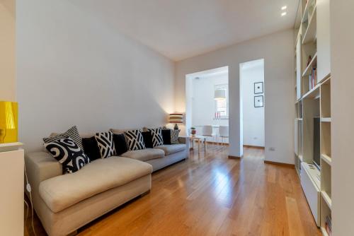 Vaticano & San Pietro Balcony Apartment, Rome (photo 8)