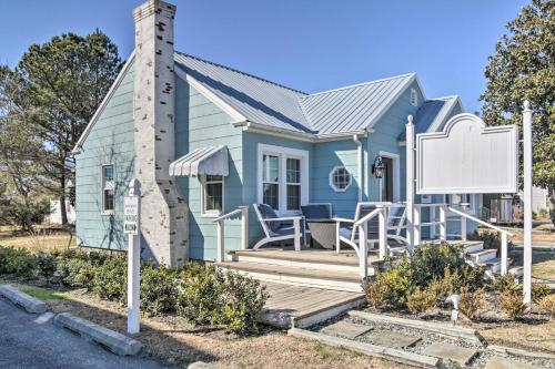 Chincoteague Island Cottage about 2 Mi to Beaches