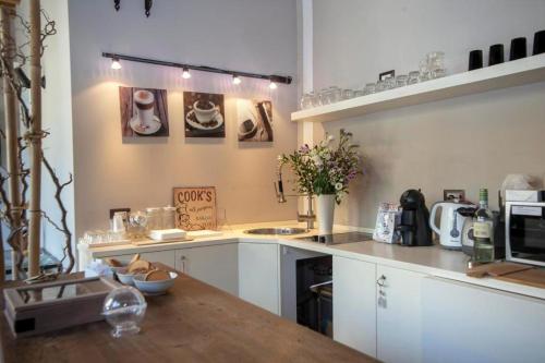 LT - Room's Bed & Living, Monza (foto 9)