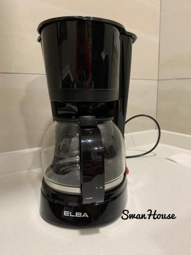 Premium Swanhouse no.SiX with 3bedrooms Condo Premium Swanhouse no.SiX with 3bedrooms Condo