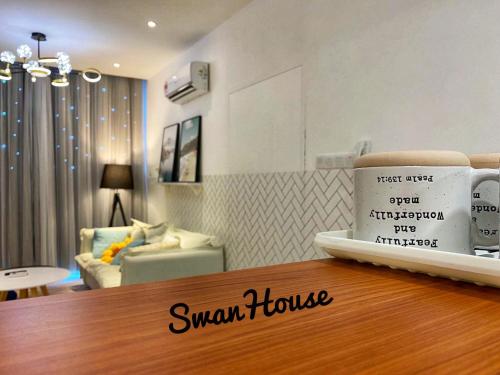 Premium Swanhouse no.SiX with 3bedrooms Condo Premium Swanhouse no.SiX with 3bedrooms Condo