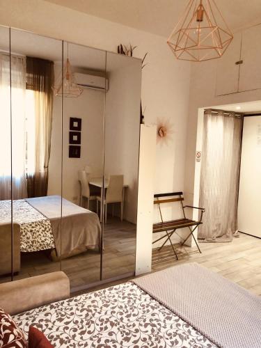 JOY HOUSE -CENTRAL City Near METRO ARCO DELLA PACE BRERA-entire apartment Perfect for Work & Play, nightlife with AC & Fast WiFi Welcome to the cool JOY HOUSE!, Milán (fotografie 2)