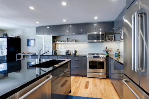 Telemark Condo Perfect for 30 day or Longer Stays in Breckenridge, USA