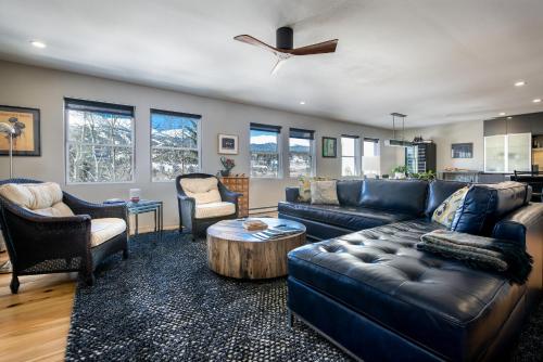 Telemark Condo Perfect for 30 day or Longer Stays in Breckenridge, USA