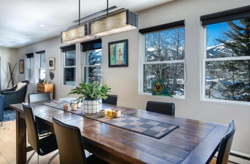 Telemark Condo Perfect for 30 day or Longer Stays in Breckenridge, USA