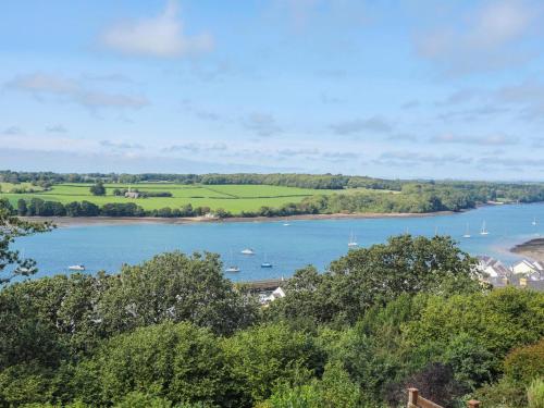 Glan Y Don Y Felinheli - image 4