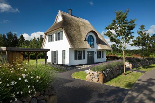 Ferienhaus Schilfrohrsaenger 45 in Fuhlendorf, Deutschland