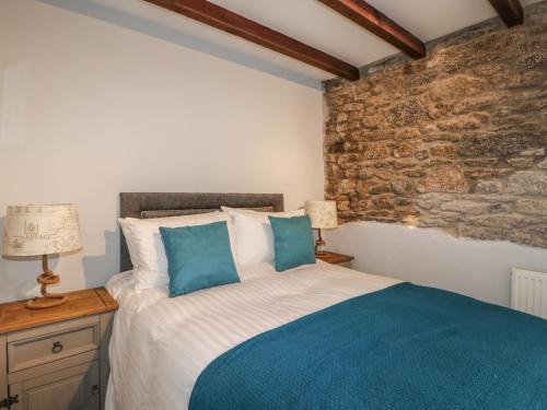 Helford Penryn - image 2