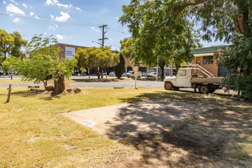 Western Plains Tourist Park - Dubbo