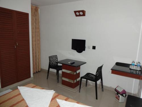 ロータス ベイ ビュー ホテル