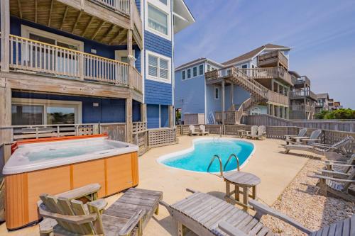 Castle in the Sand 453 Castle in the Sand 453