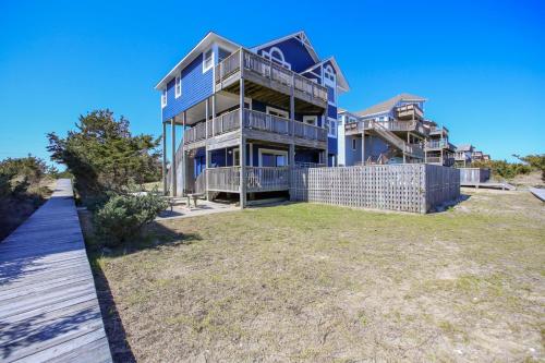 Castle in the Sand 453 Castle in the Sand 453