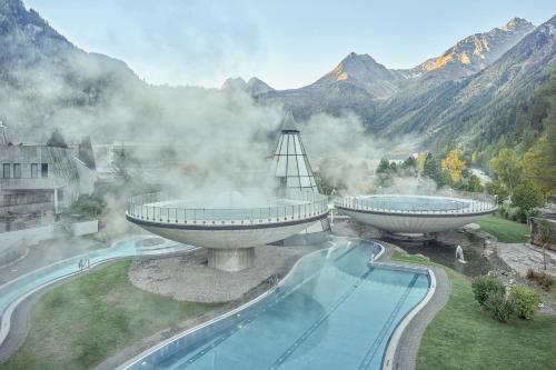 344701611 Aqua Dome 4 Sterne Superior Hotel & Tirol Therme Längenfeld