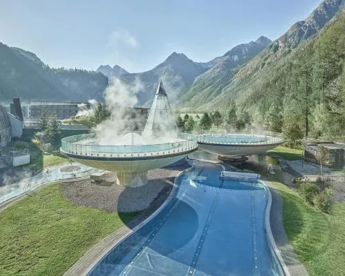 Aqua Dome 4 Sterne Superior Hotel & Tirol Therme Längenfeld in Längenfeld, Österreich