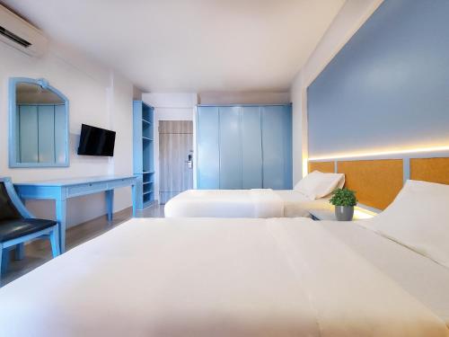 Chateau Hotel & Apartments in Pathum Thani
