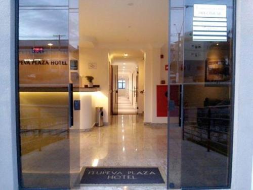 Itupeva Plaza Hotel - 출입구