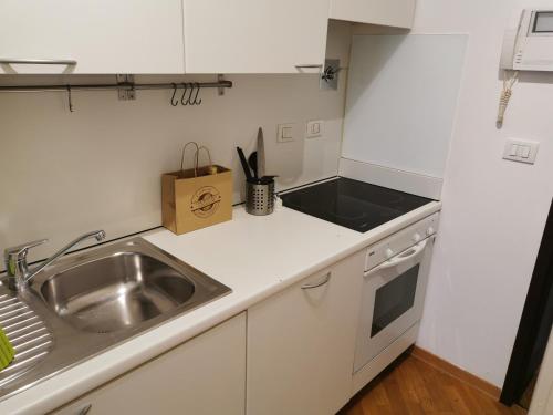 Kitchen, Residenza Piazza Santo Stefano in Santo Stefano