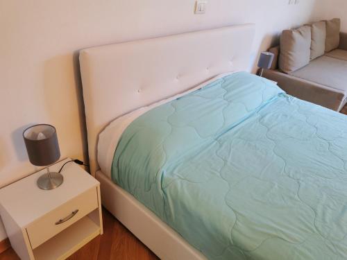 Studio Apartment image 8