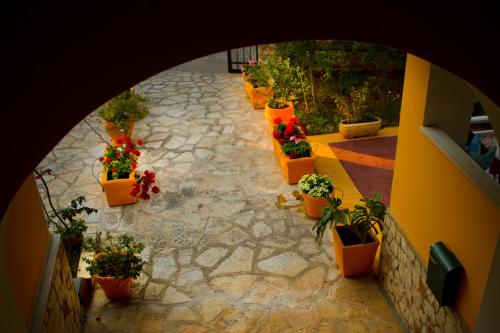 Bejárat, Pyrgaraki Studios and Apartments in Vasilikos