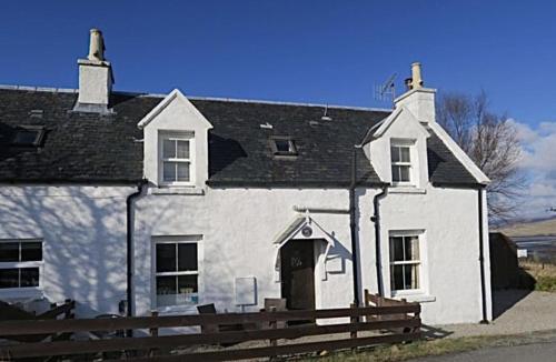 1 Keepers Cottage Skeabost Bridge Isle Of Skye