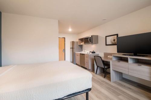 WoodSpring Suites Portland Vancouver