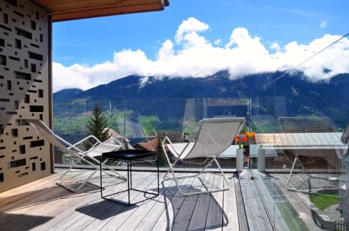  Casa Lumnezia - Panoramic Ecodesign Apartment Obersaxen - Val Lumnezia I Vella - Vignogn I near Laax Flims I 5 Swiss stars rating in Vella