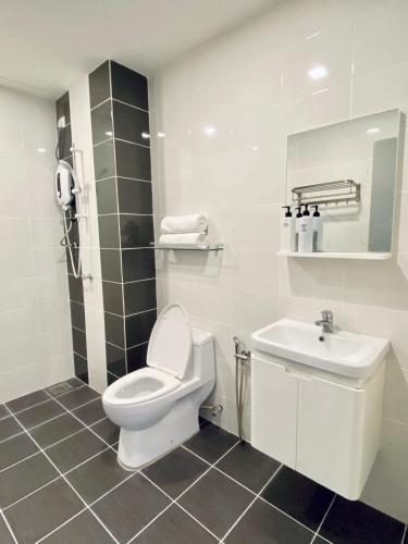 SILKSKY StudioW/Wifi NearCherasKajangUTARTheMINES - image 10