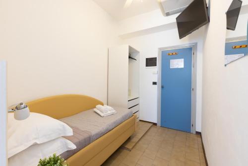 Hotel Mignon - image 8