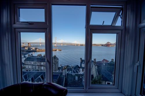 View, Forth Reflections Self Catering in Queensferry