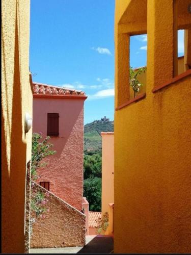 ROCADE DE COLLIOURE appt T4 avec grande terrasse et garage