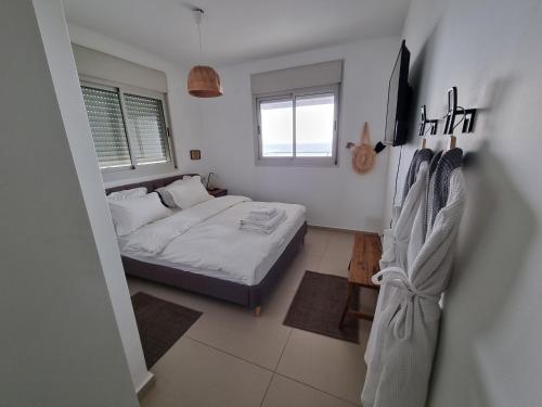 7th Floor, Acre (photo 2)
