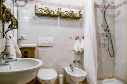Studio Apartment image 7