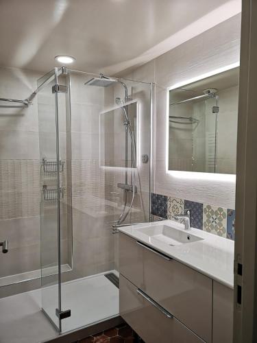 Appartement de caractère entre St Rémy et Avignon, 74m2, 2 à 4 personnes
