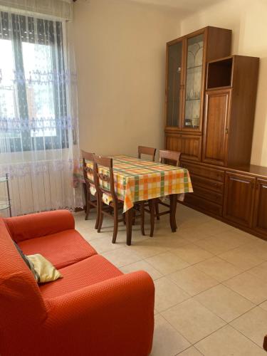 la casa di Ste', Милан
