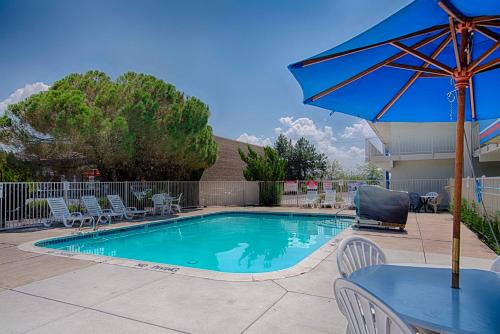 Motel 6 Reno West, Reno, NV, United States Overview | priceline.com
