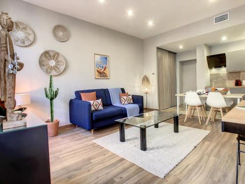 One-Bedroom Apartment image 5