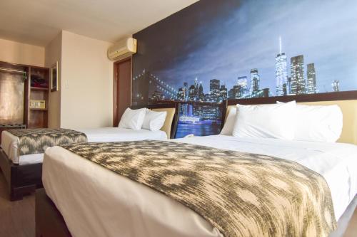 Twin Room image 6