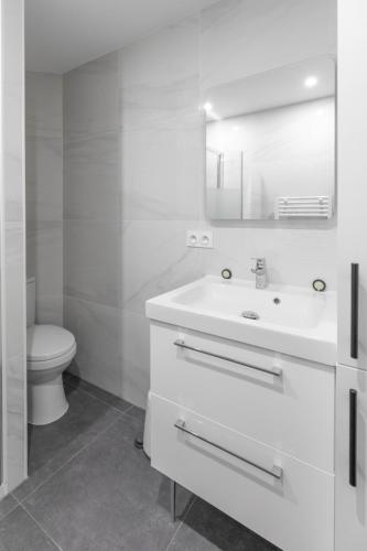Bathroom, GuestReady - Aubervilliers Apartments in Aubervilliers