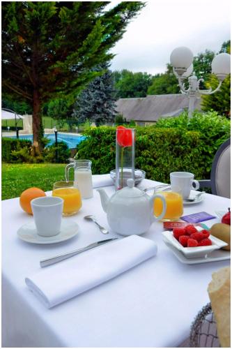 Hôtel Restaurant Les Coquelicots, The Originals Relais (Inter-Hotel)